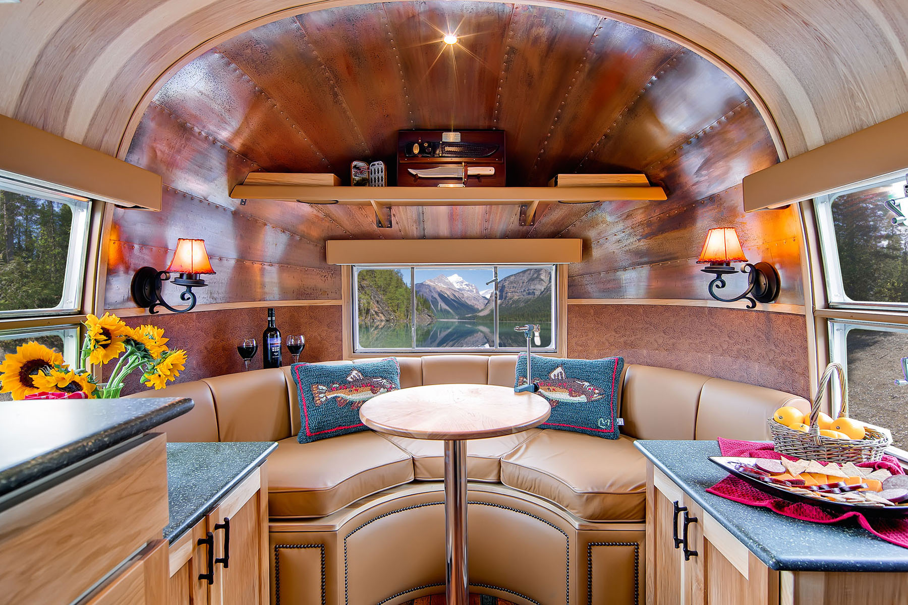 Airstream Flying Cloud Mobile Home | iDesignArch | Interior Design 