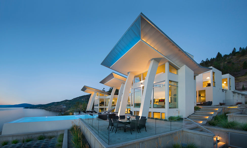 Okanagan Lake Waterfront Home With Minimalist Elegant ...