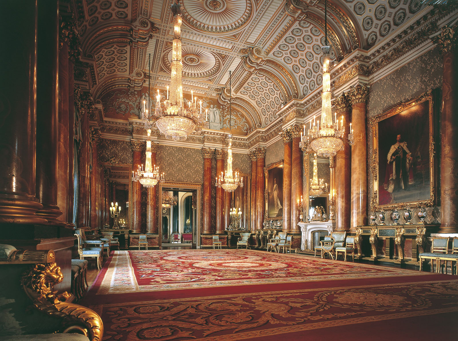 Buckingham-Palace-Blue-Drawing-Room.jpg