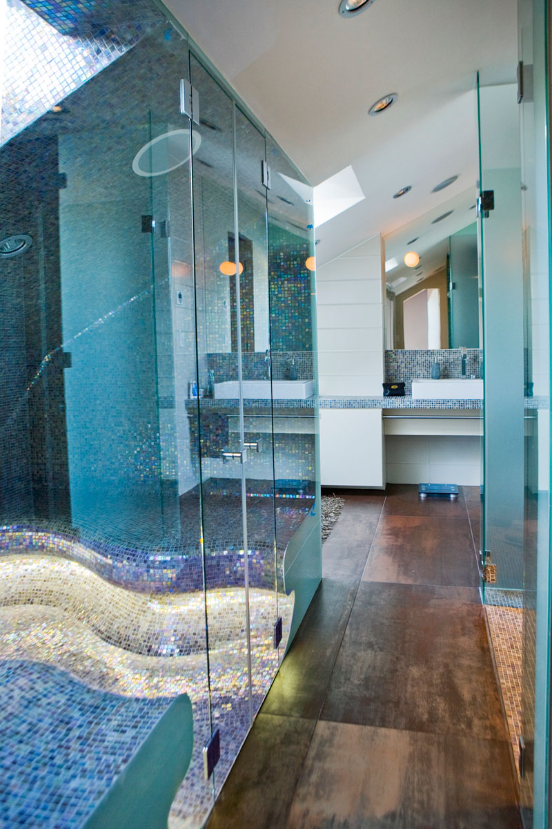 Elegant Modern Penthouse With Glass Theme | iDesignArch | Interior
