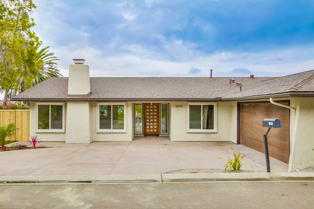 Californian Ranch Style Bungalow House With Modern Flair ...