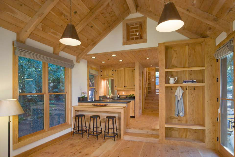 Smell The Calmness Of This Cozy Rustic Barn Cabin 