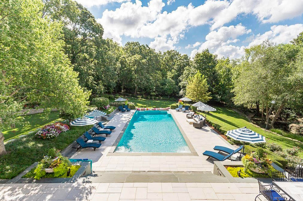 Taylor Swift's Secret Garden