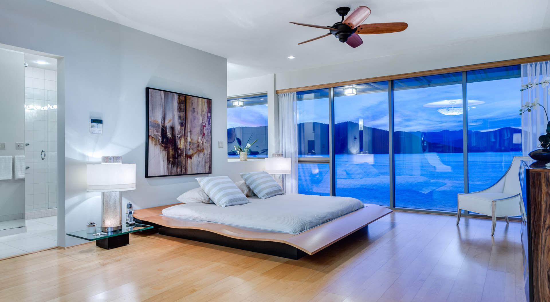 Contemporary Oceanfront Bedroom