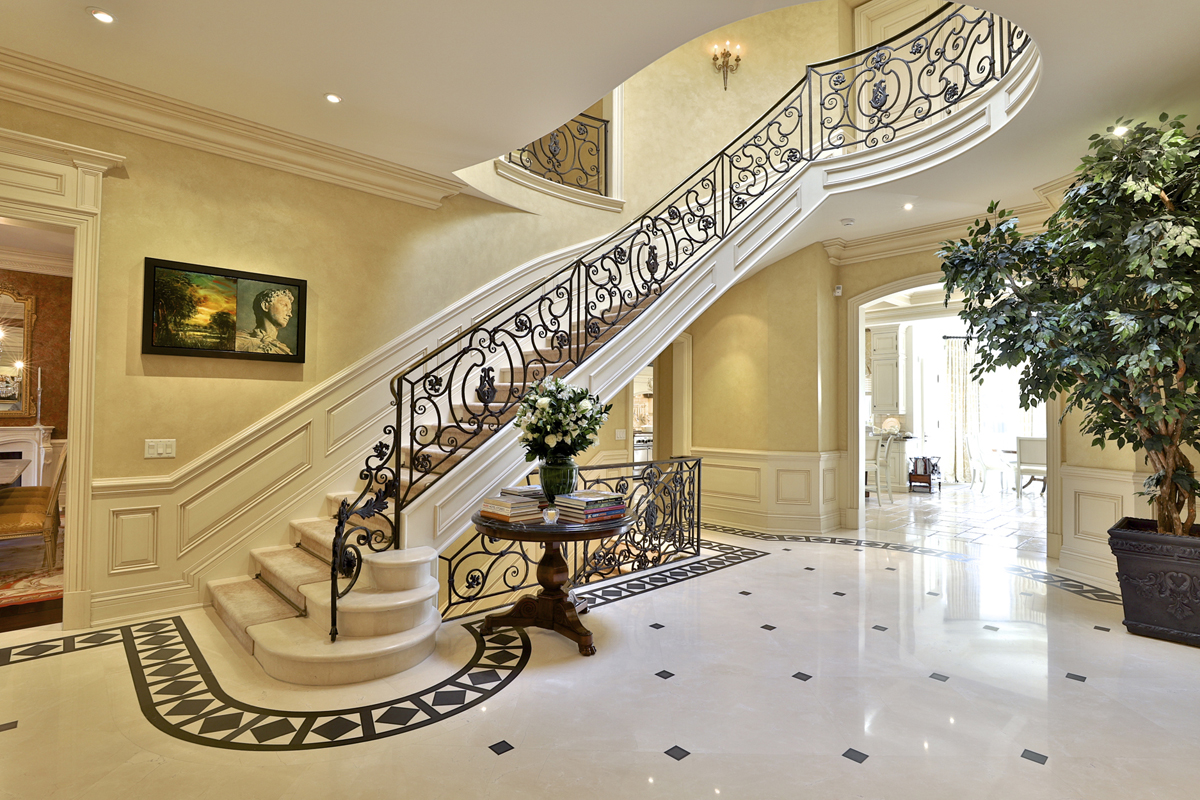 Luxury Home Grand Staircase