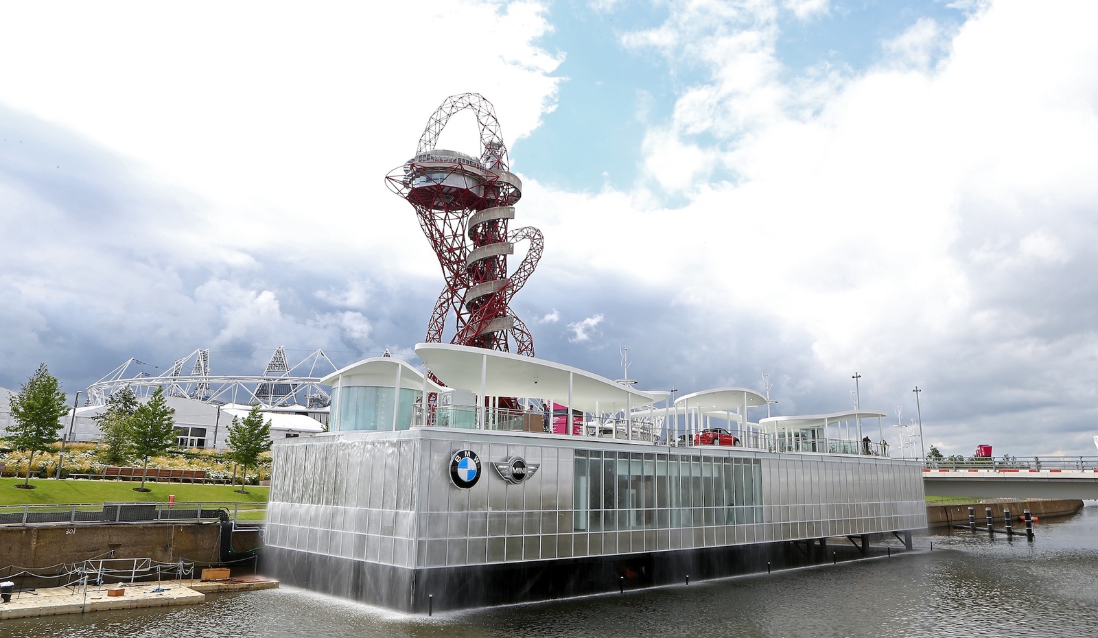 BMW-Olympic-Pavilion
