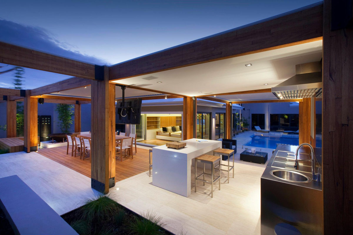 Stylish Backyard With Teak Decking | iDesignArch | Interior Design