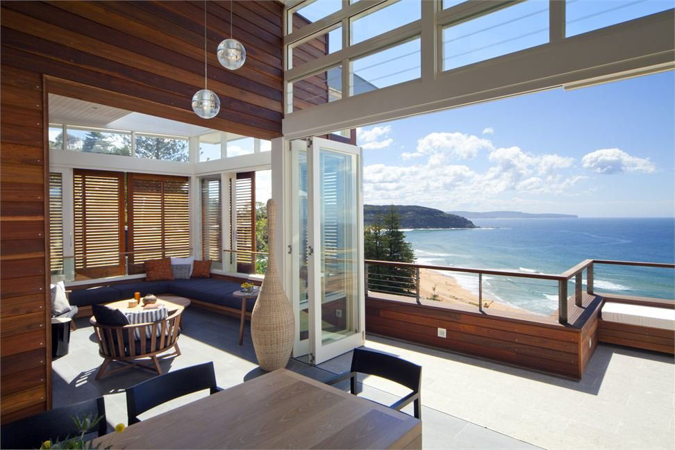 Modern Beach House In Australia