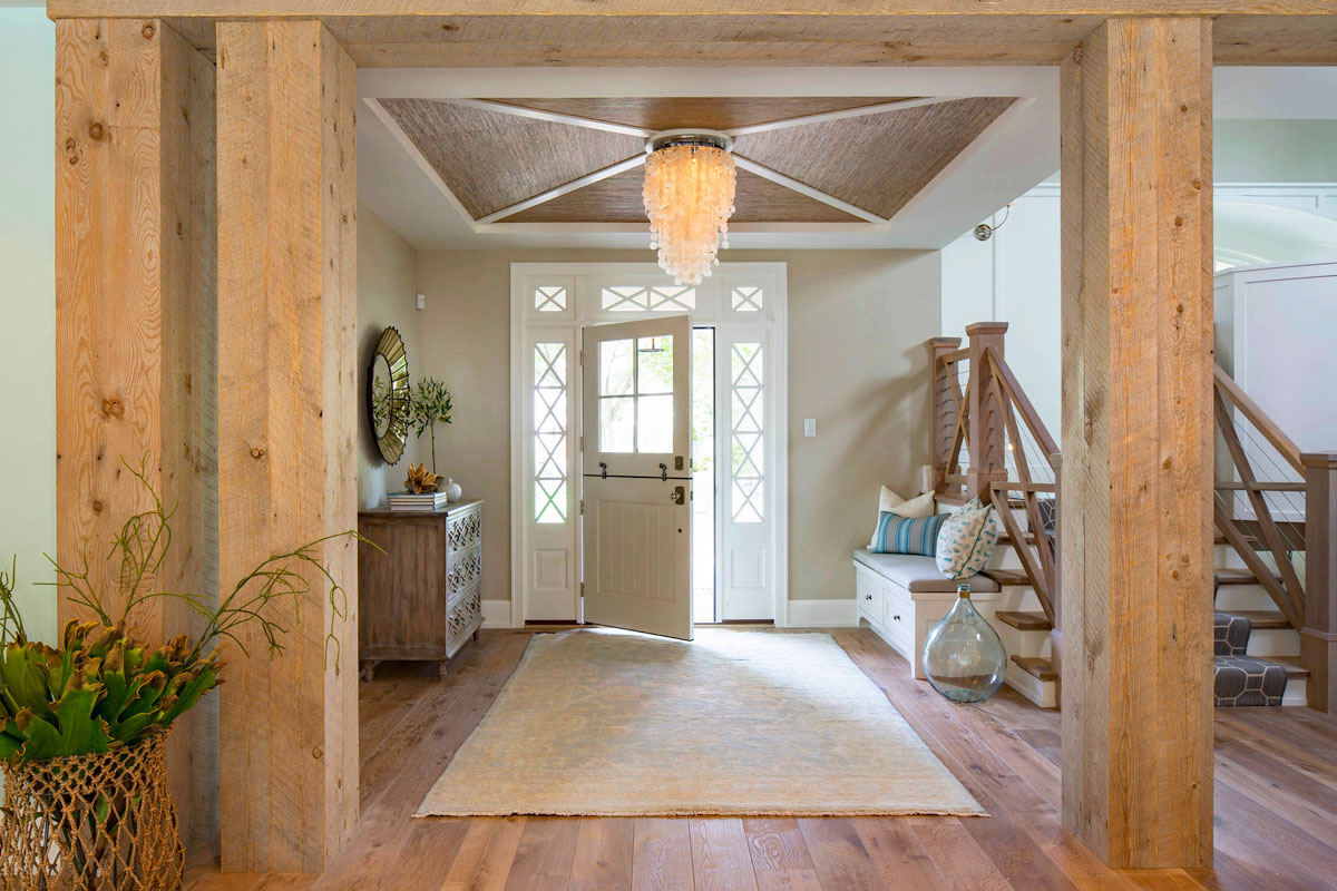 Timeless Coastal Chic Interior Decor