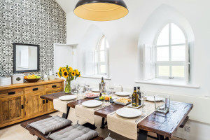 Country Holiday Cottage Dining Room