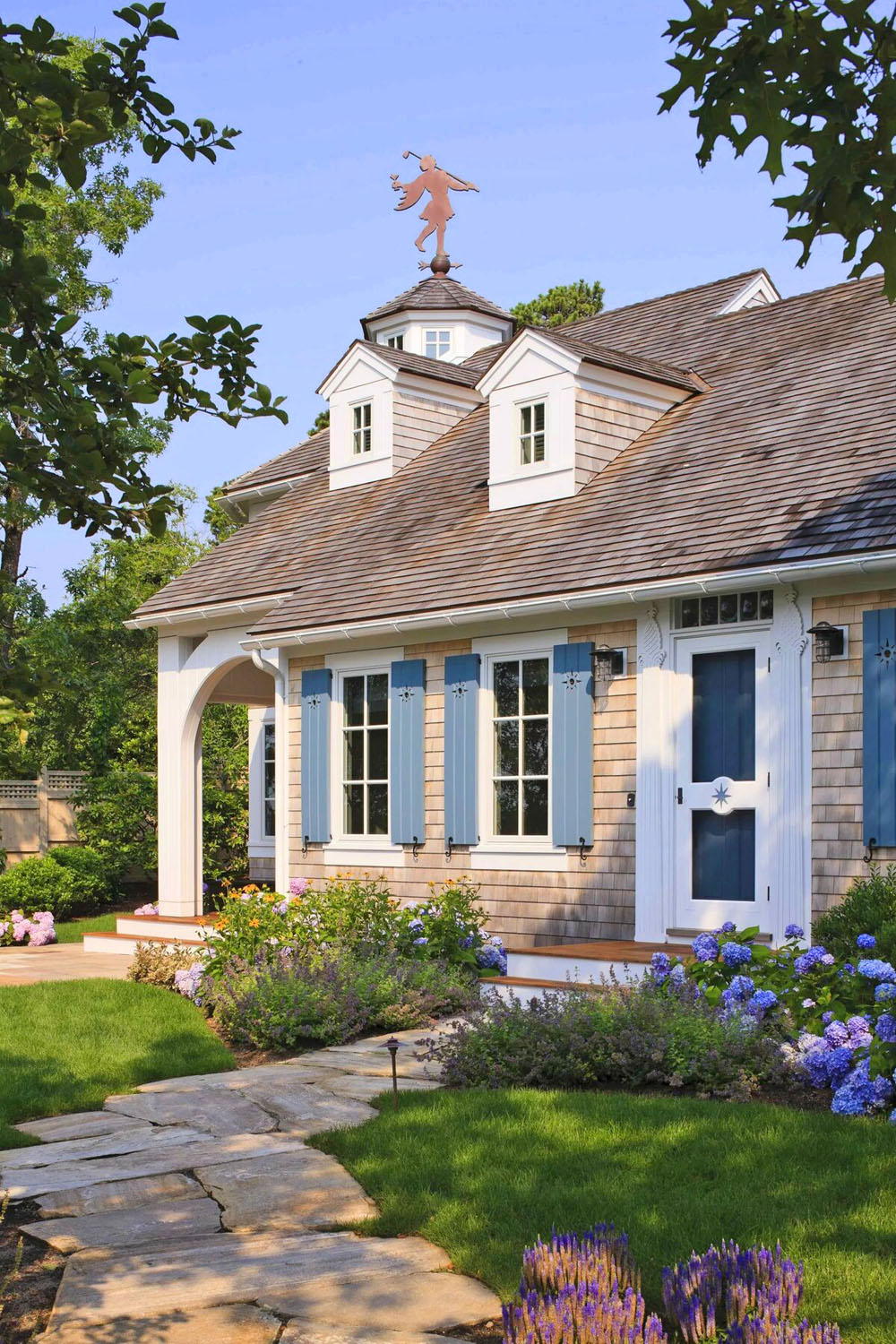 Charming Shingle Style Country Home