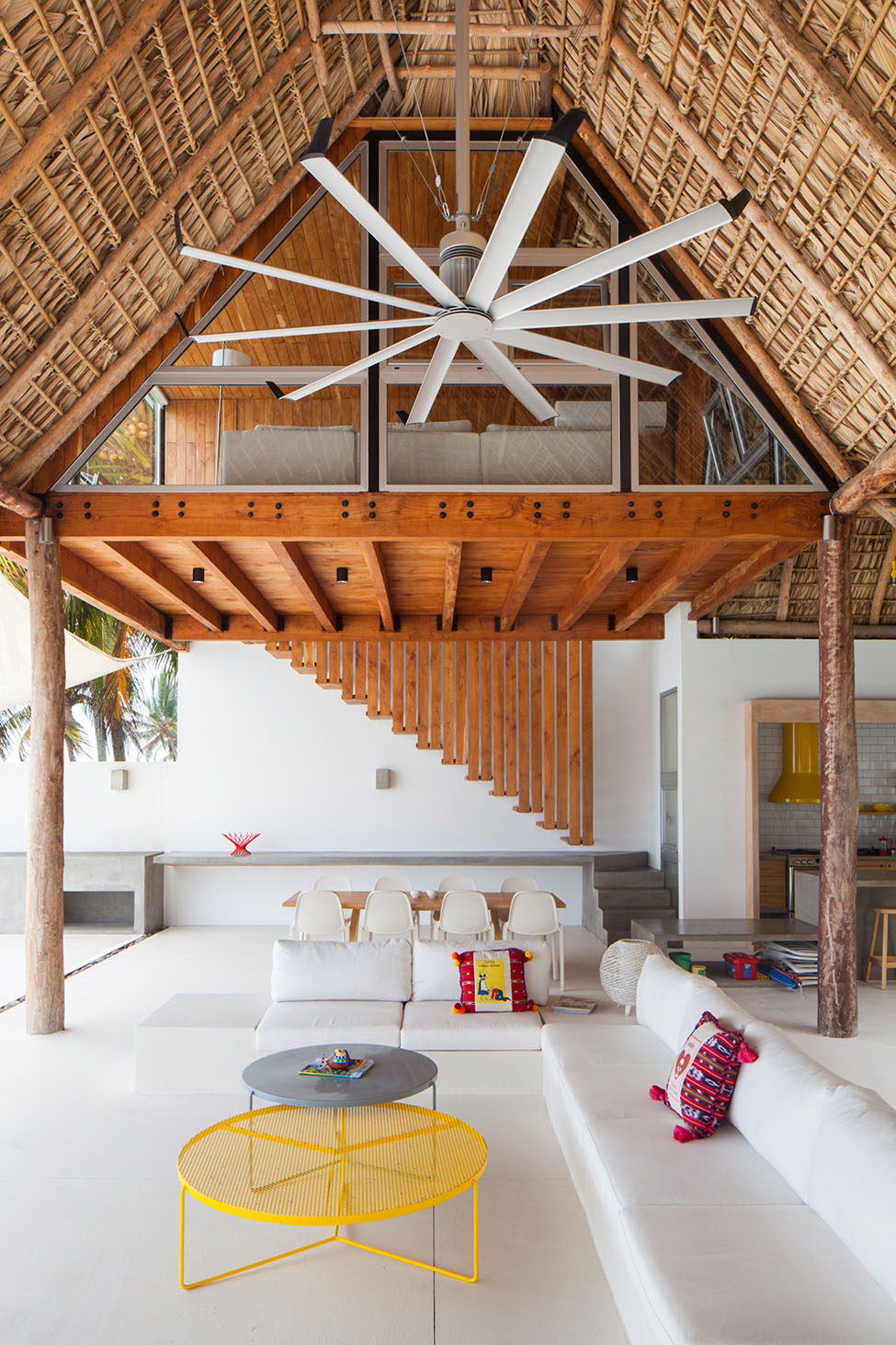 Modern Beach House Interior Design