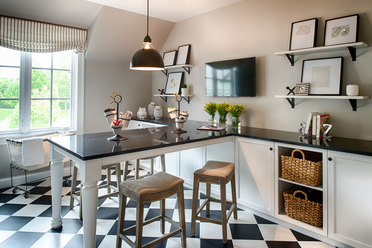 Casual Elegant Laundry Room