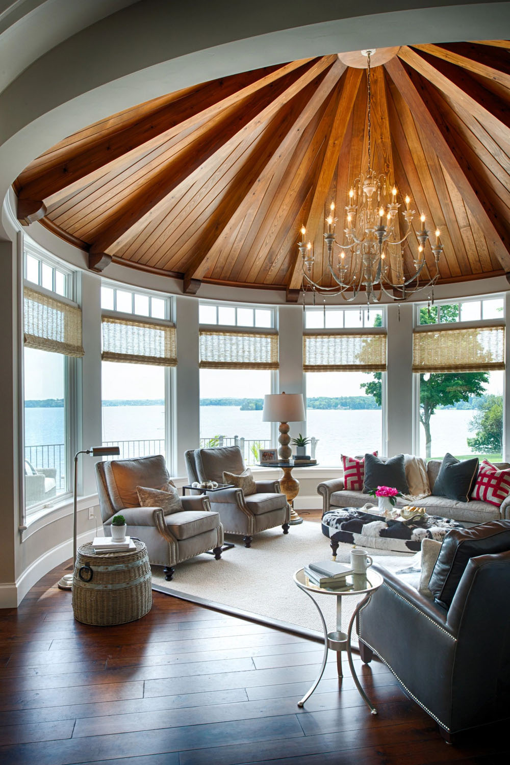 Round Transitional Sunroom