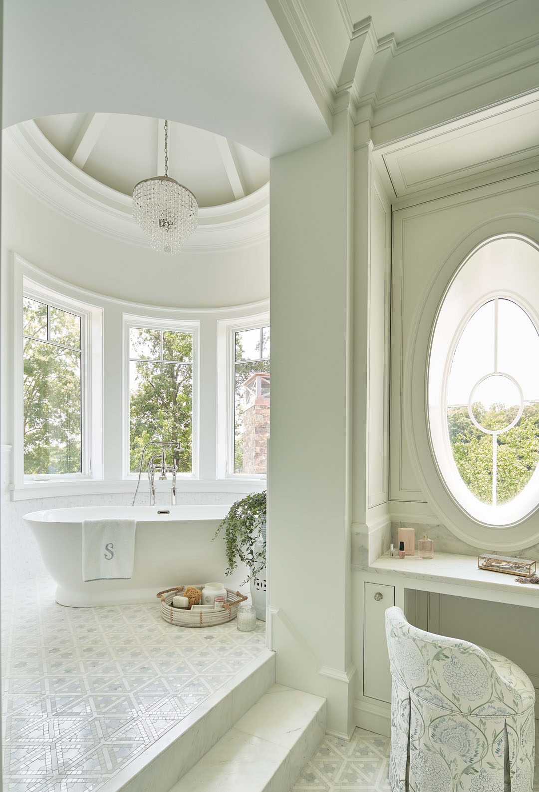 Round Master Bathroom with Oval Window