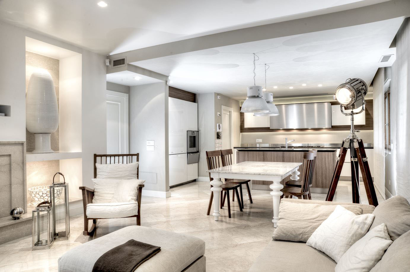 Luxury Home Interior With Timeless Contemporary Elegance | iDesignArc… 