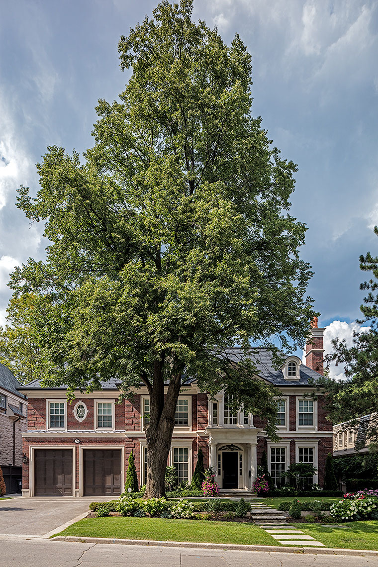 Luxury Home with Traditional Architecture