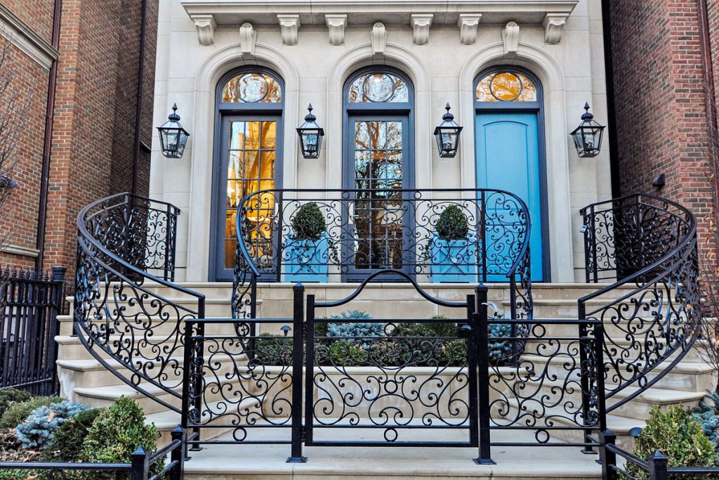 Lincoln Park Townhouse with Double Staircase Entrance