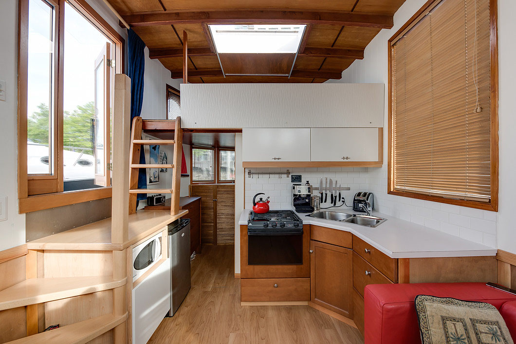 Tiny Houseboat Interior