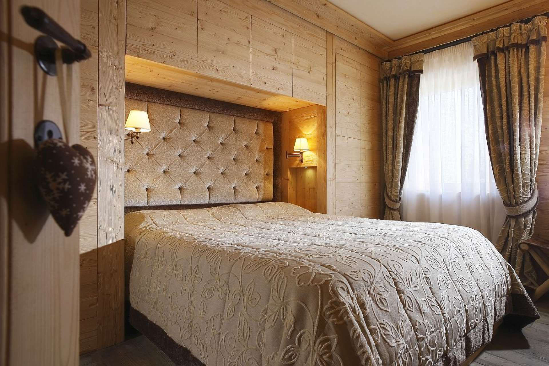 Cortina d’Ampezzo Resort Bedroom