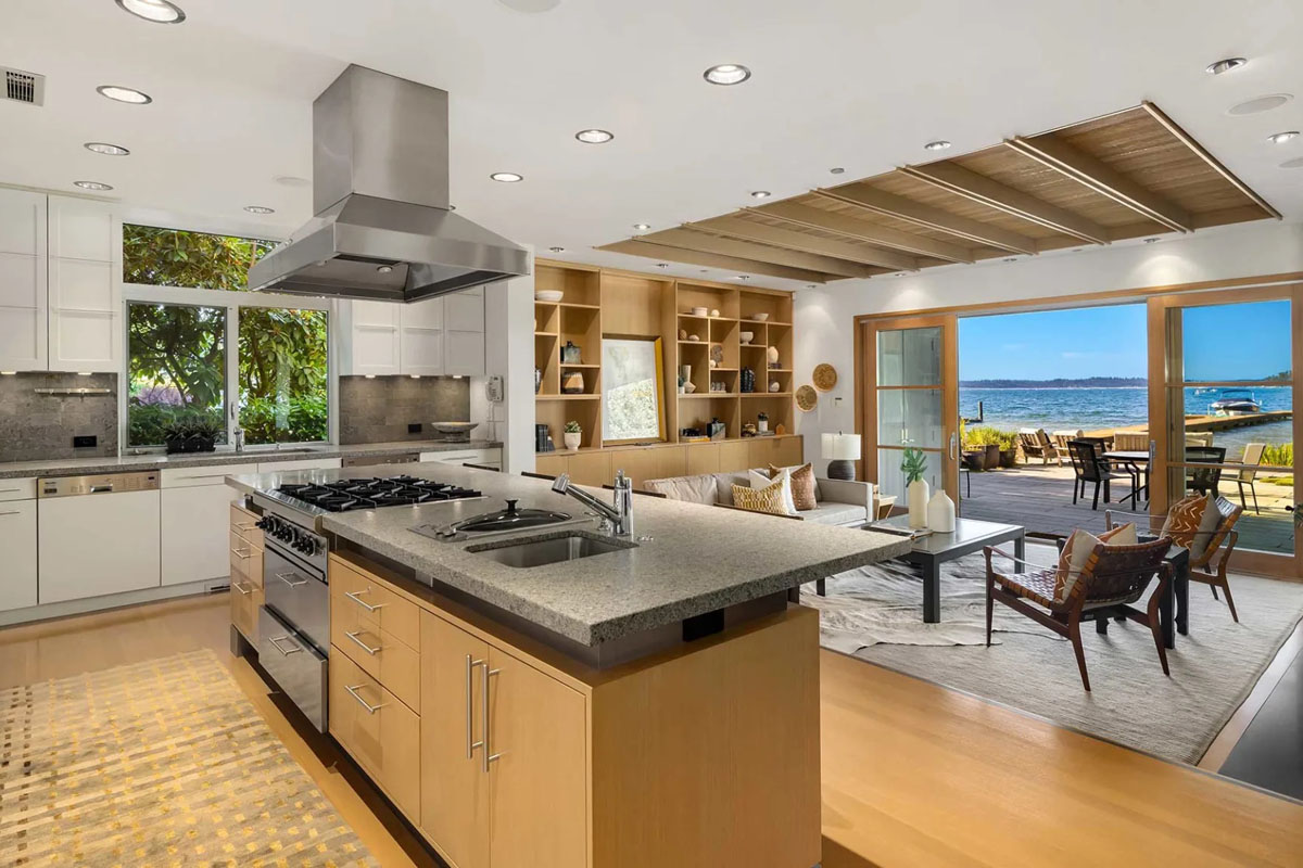 Modern Kitchen with Lake View