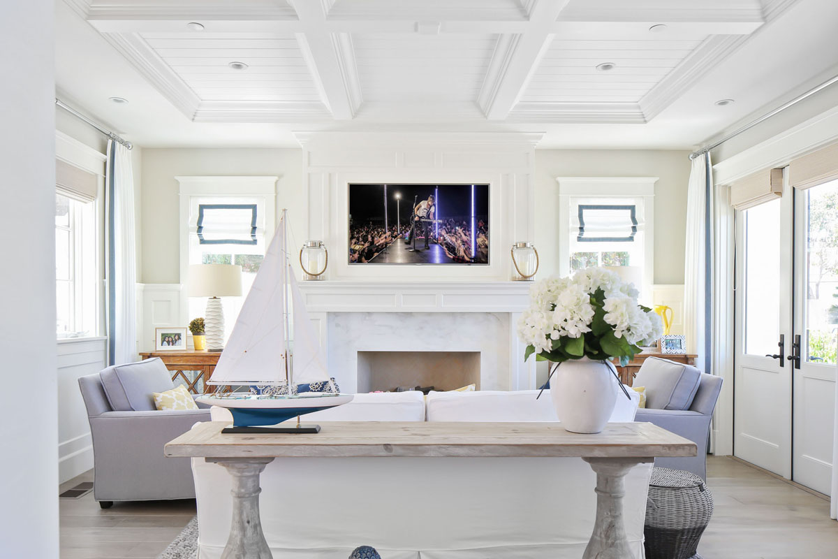 Classic Contemporary White Living Room with Marble Fireplace and White Panel Ceiling