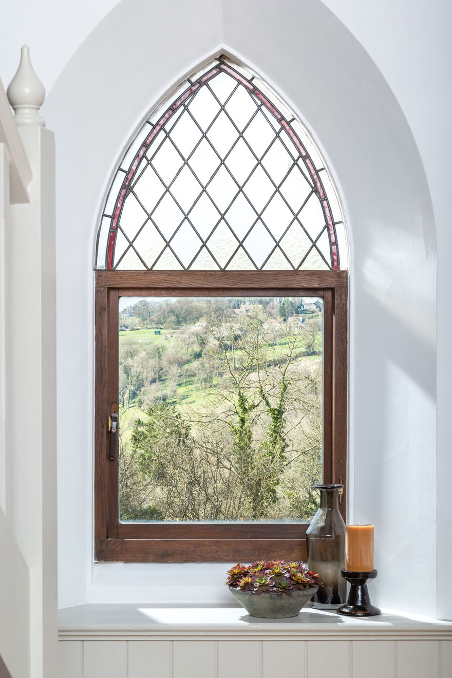 Pointed Arch Window