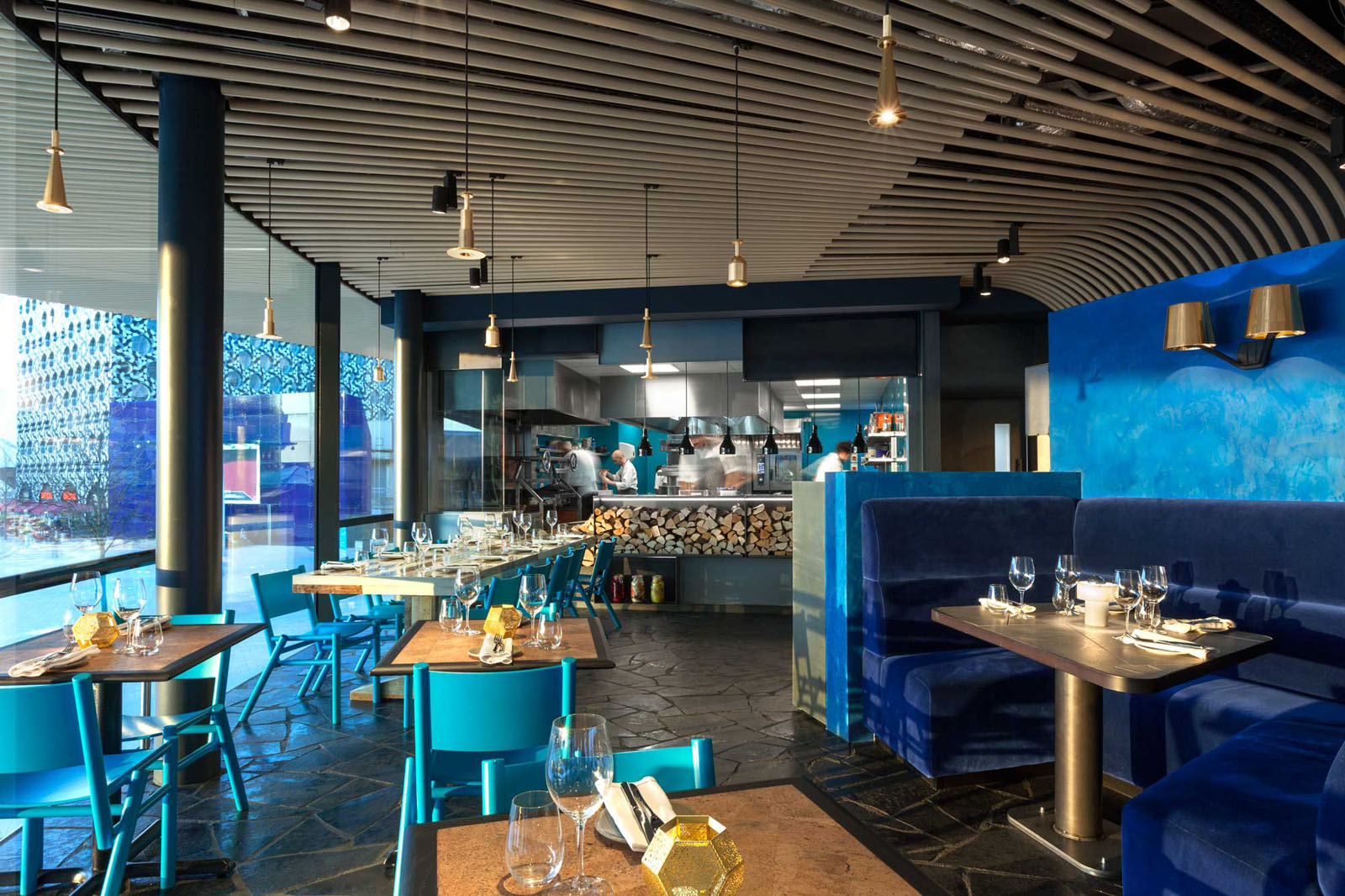 Contemporary Restaurant Interior Design