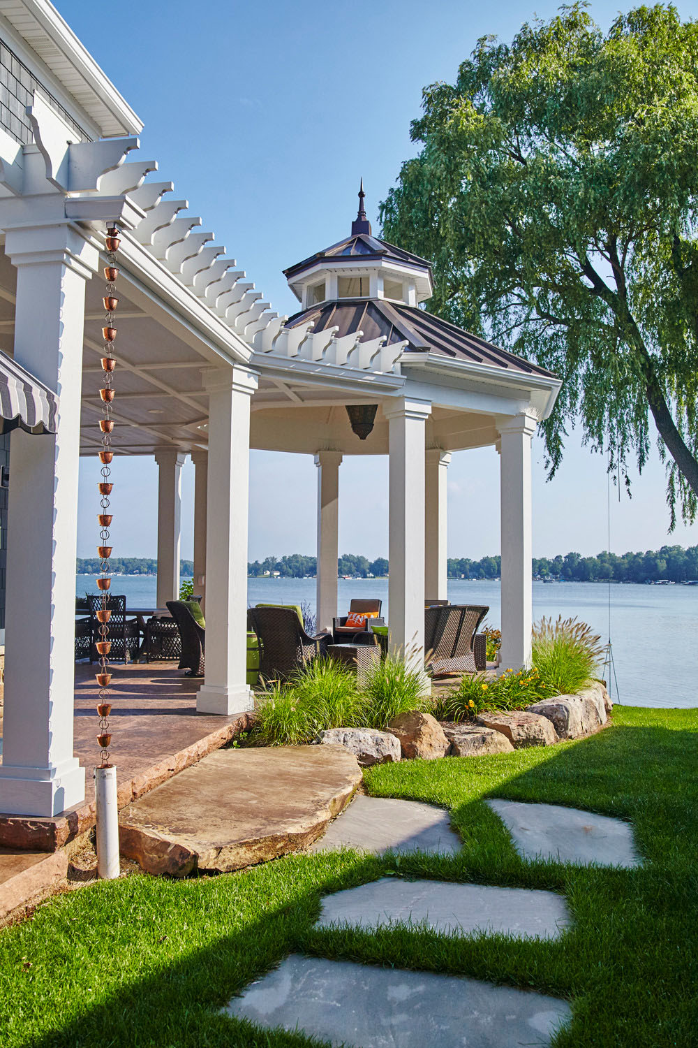 Lakeside Dream House with Octagonal Porch