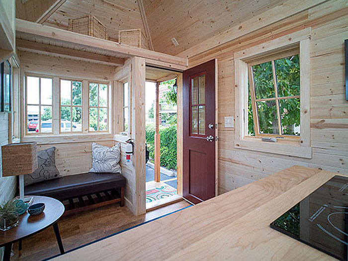 Gorgeous 172 Square Foot Tiny House With Great Use Of ...