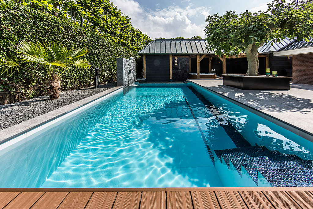 Dream Backyard Garden  With Amazing Glass Swimming  Pool  