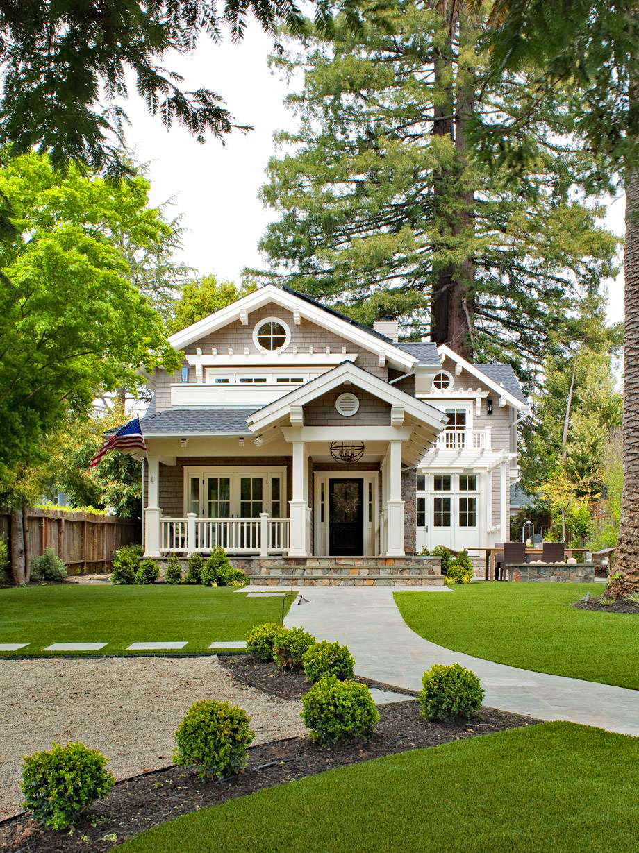 Picturesque Classic Cottage