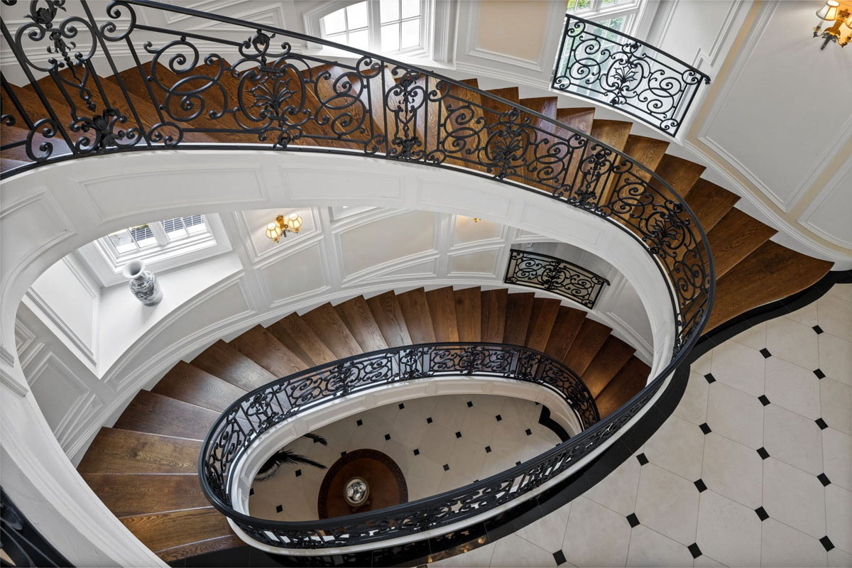 Grand Spiral Staircase