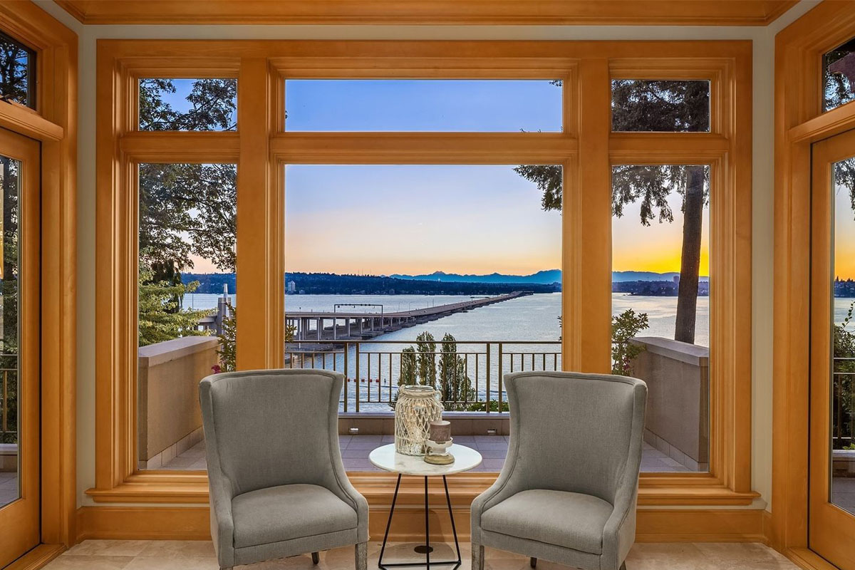 Room with View of Lake Washington and the Mountains