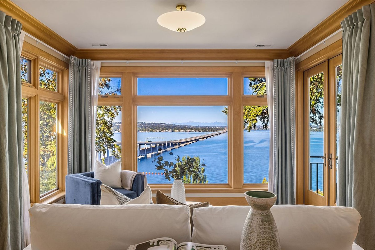 Room with View of Lake Washington and the Mountains