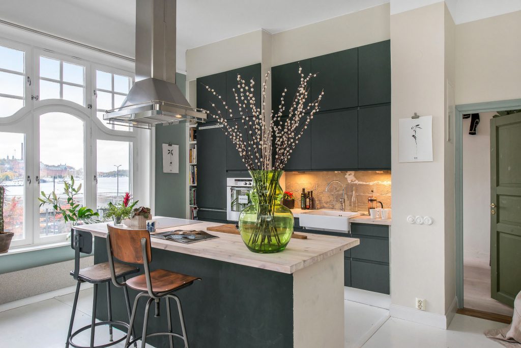 1,000 Square Foot Apartment Exudes Casual Elegance iDesignArch