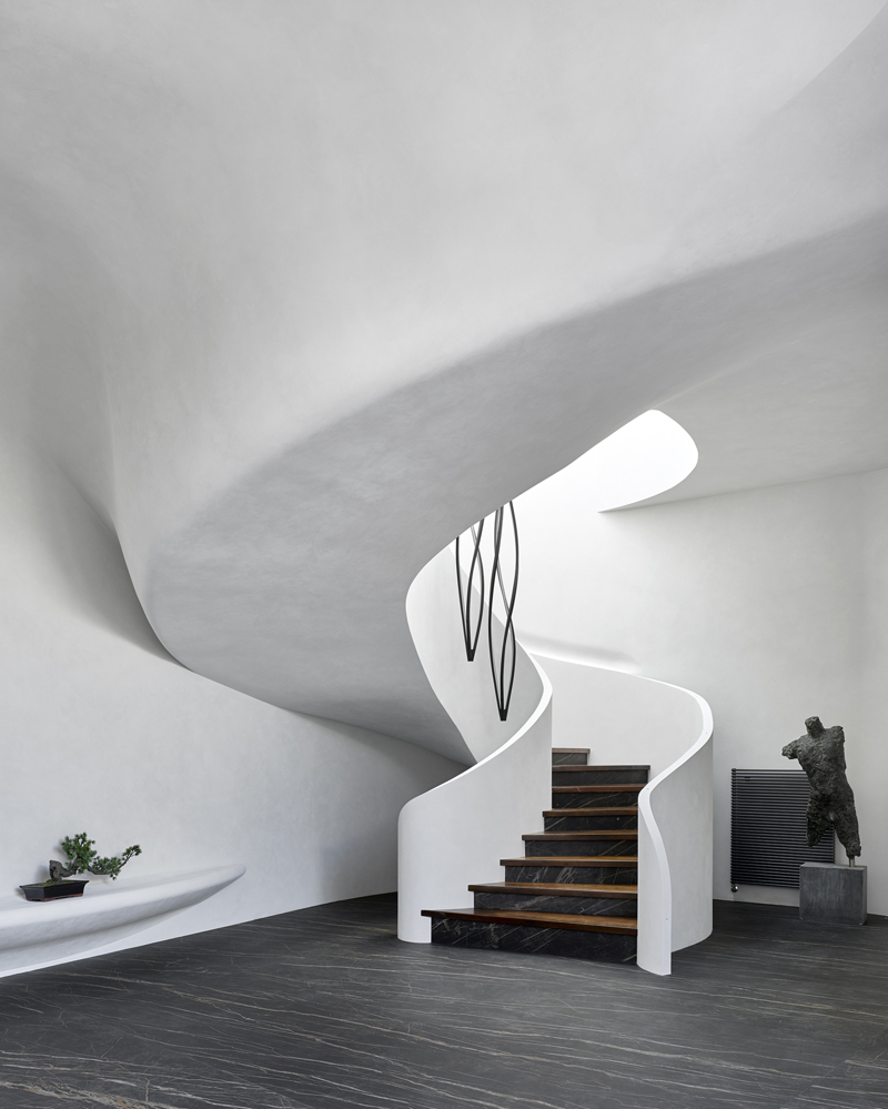 Futuristic Modern White Spiral Staircase