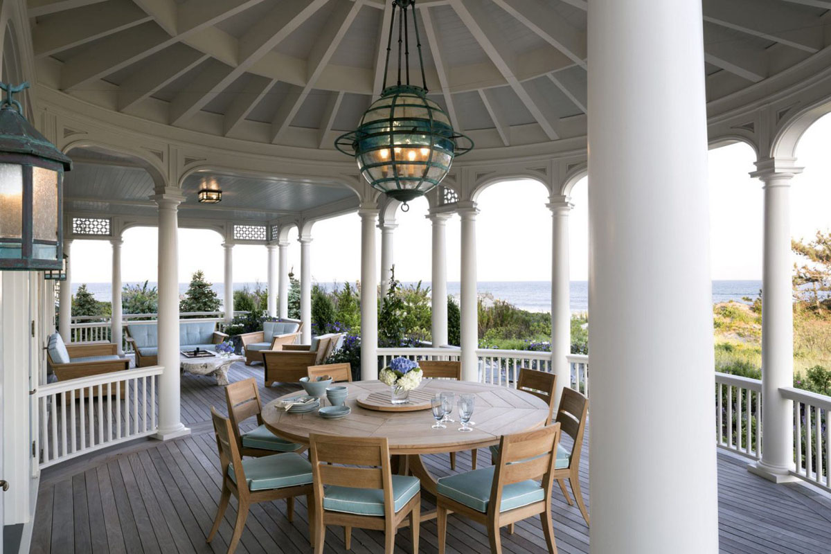 Circular Dining Porch