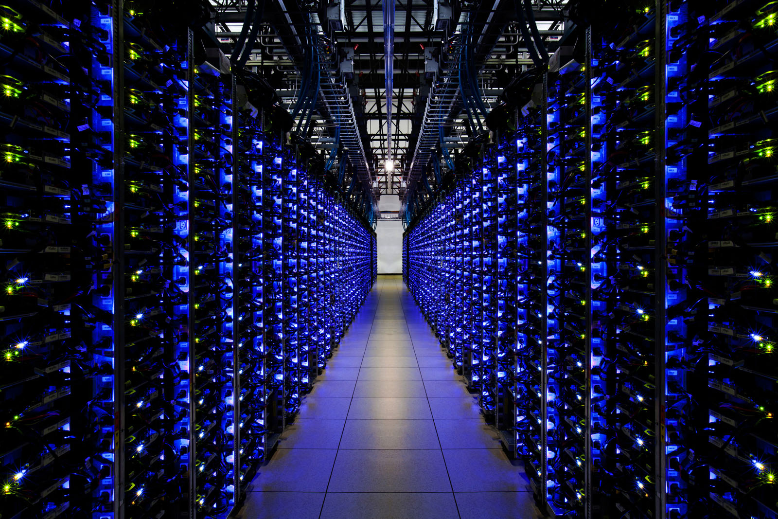 Google-Douglas-County-Georgia-Data-Center-Servers. 