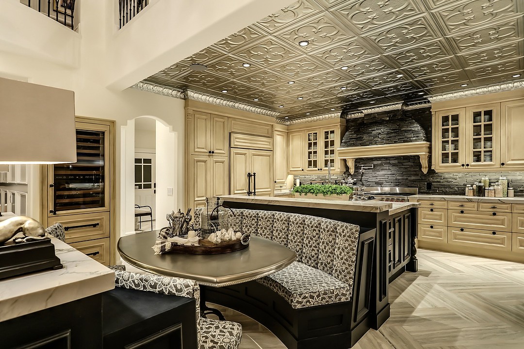 Luxury Kitchen with Eating Area Bench Seating