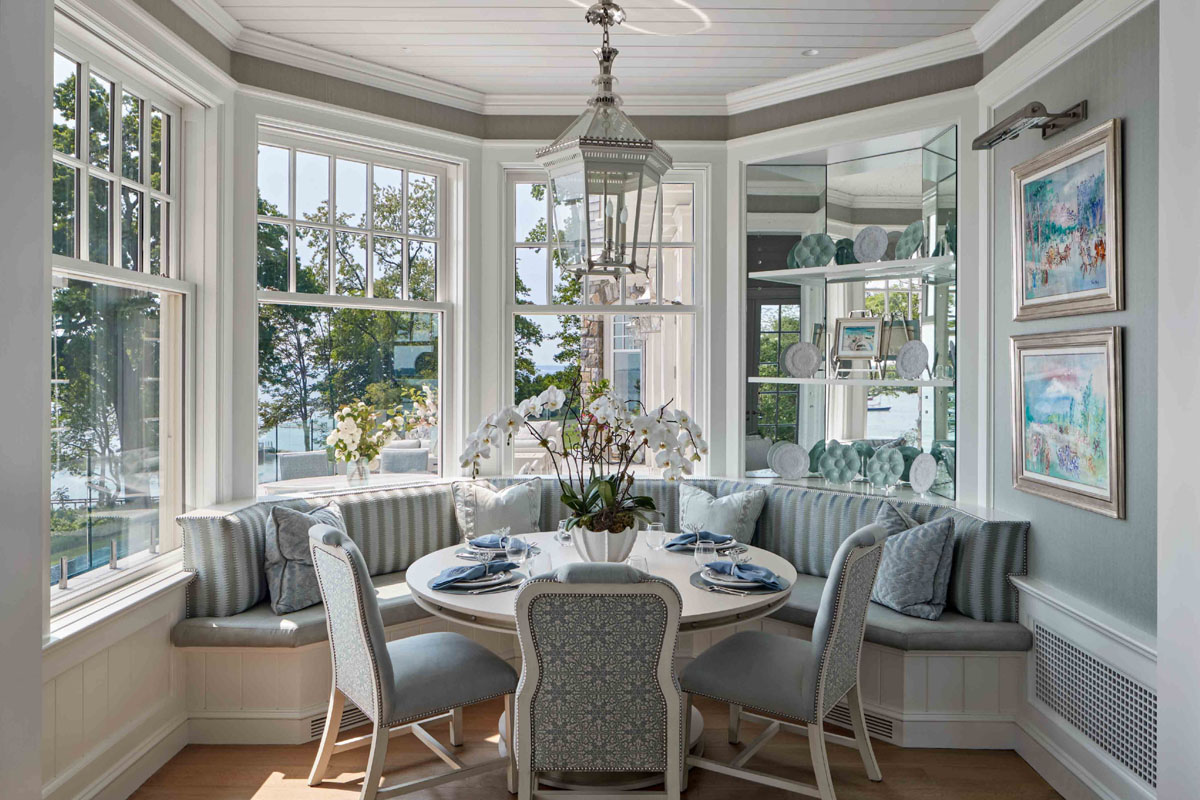 Sea View Breakfast Nook