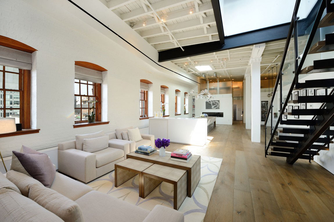 Penthouse Loft Apartment with High Ceilings