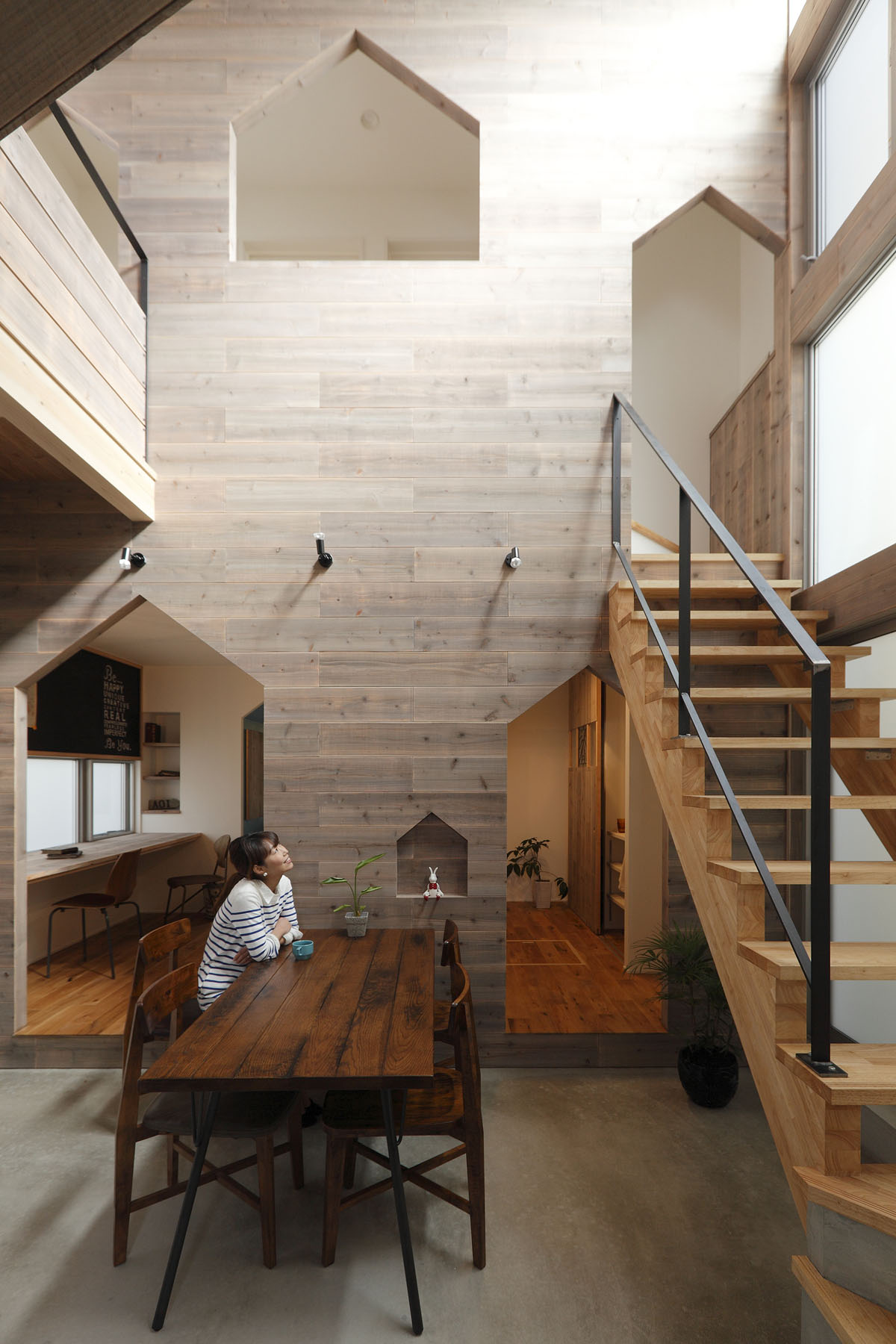 Small Modern House In Kyoto With Wood Interiors Small Modern House In Kyoto With Wood Interiors