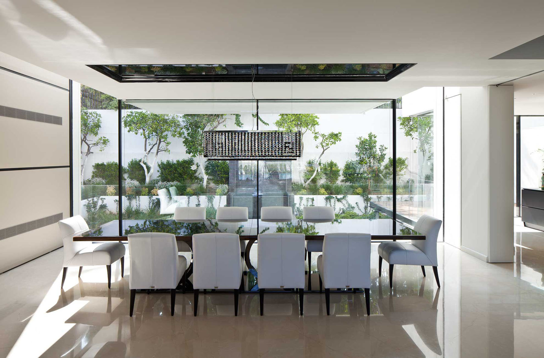 Modern Luxury Home Dining Room