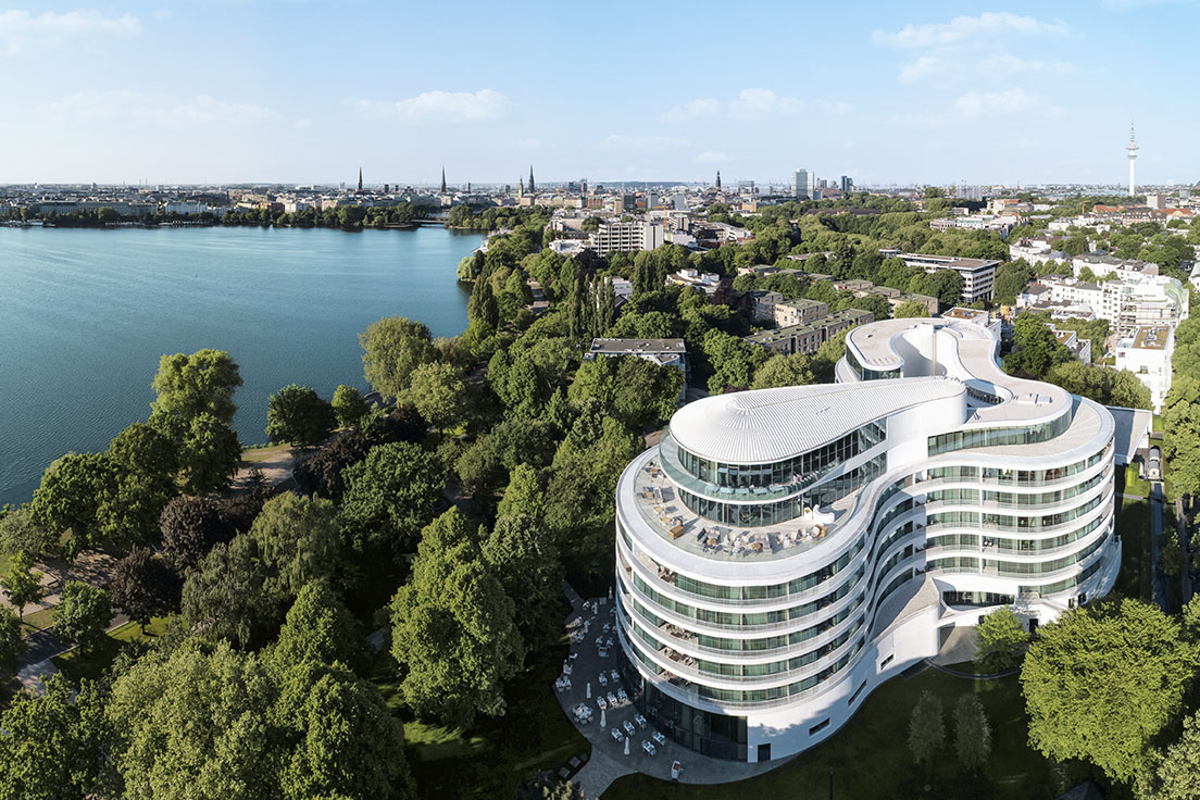 Hotel Fontenay Hamburg Sits Elegantly on the Edge of a Lake