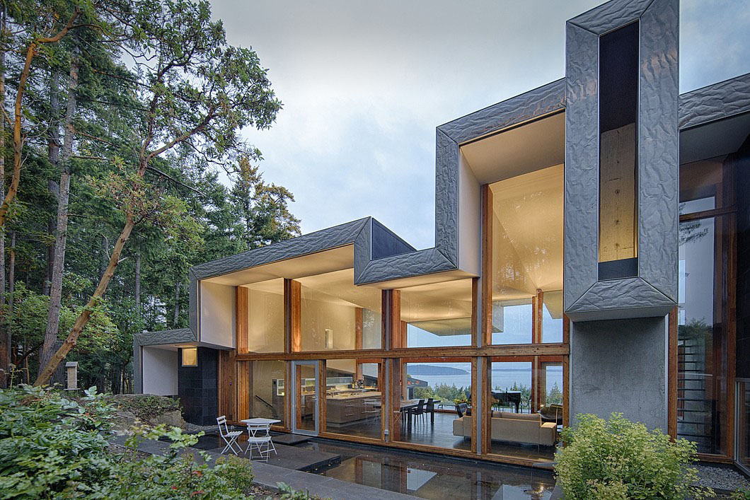 West Coast Modern House with Ocean View