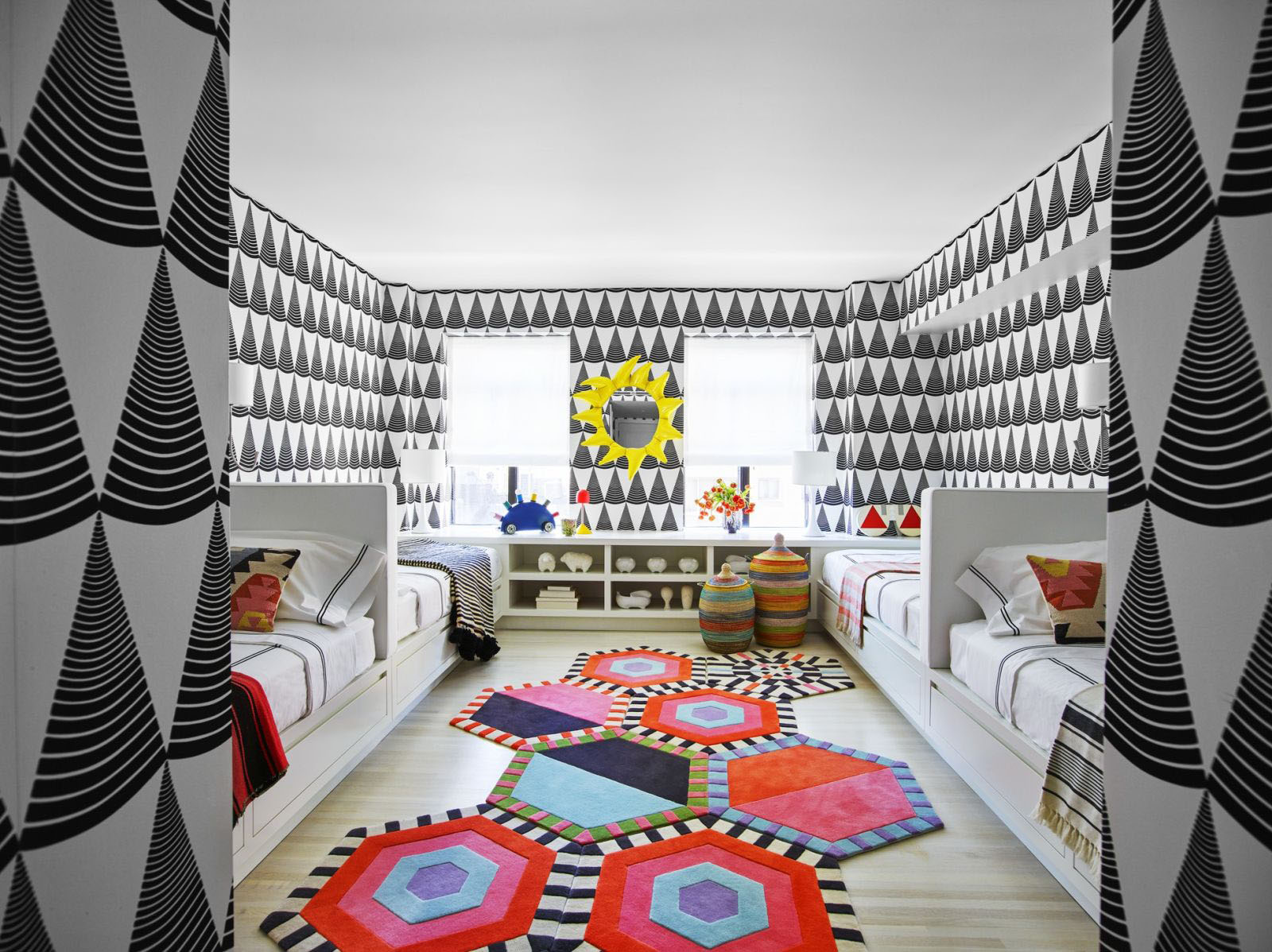 Children's Room Decor with Bold Colors
