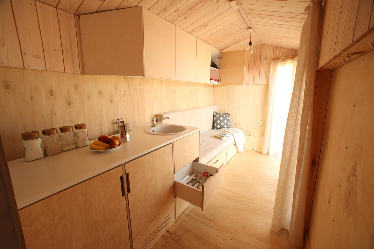 DIY Tiny House made with Plywood