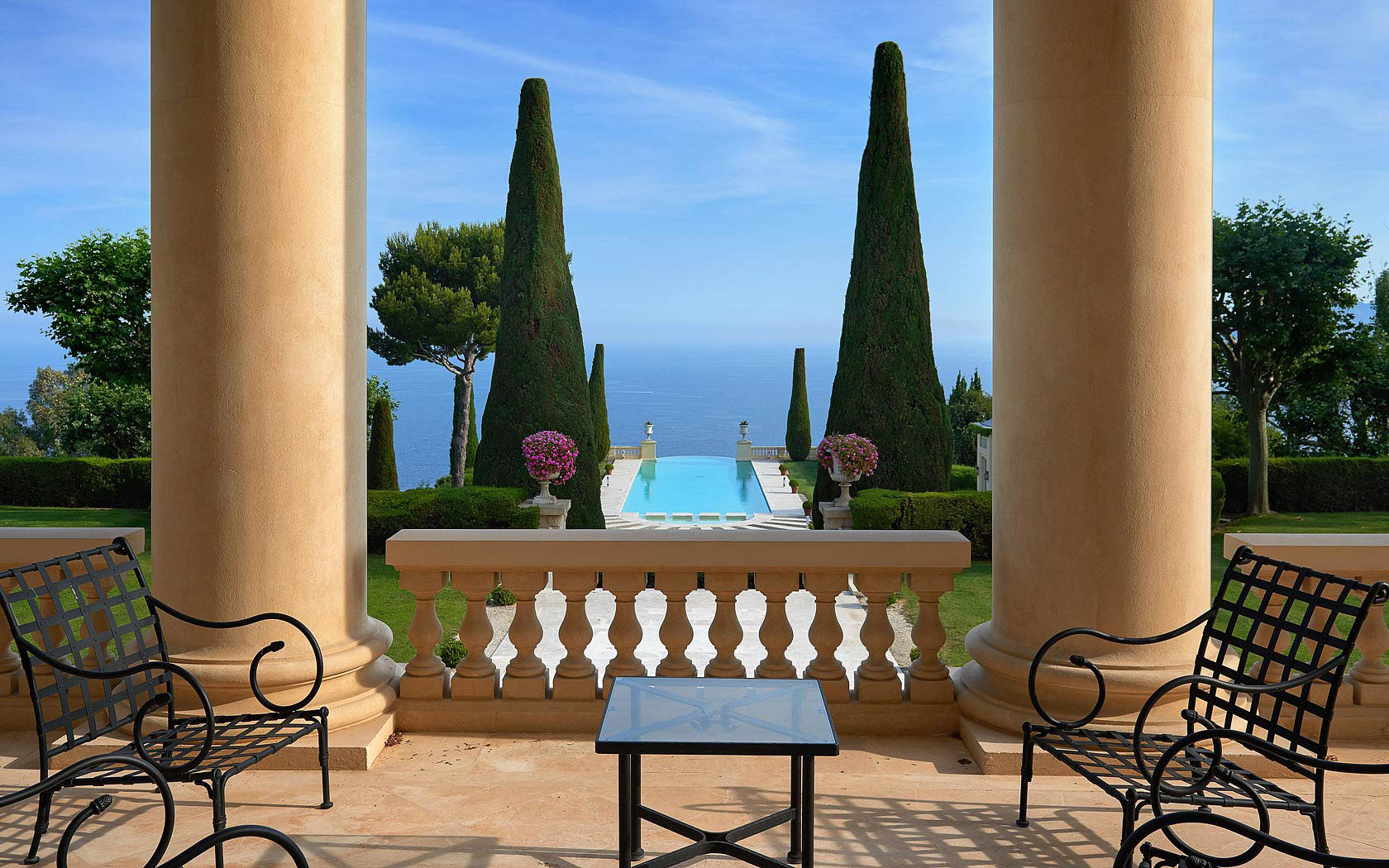 Luxury Mediterranean Villa in Côte d'Azur with Ocean View