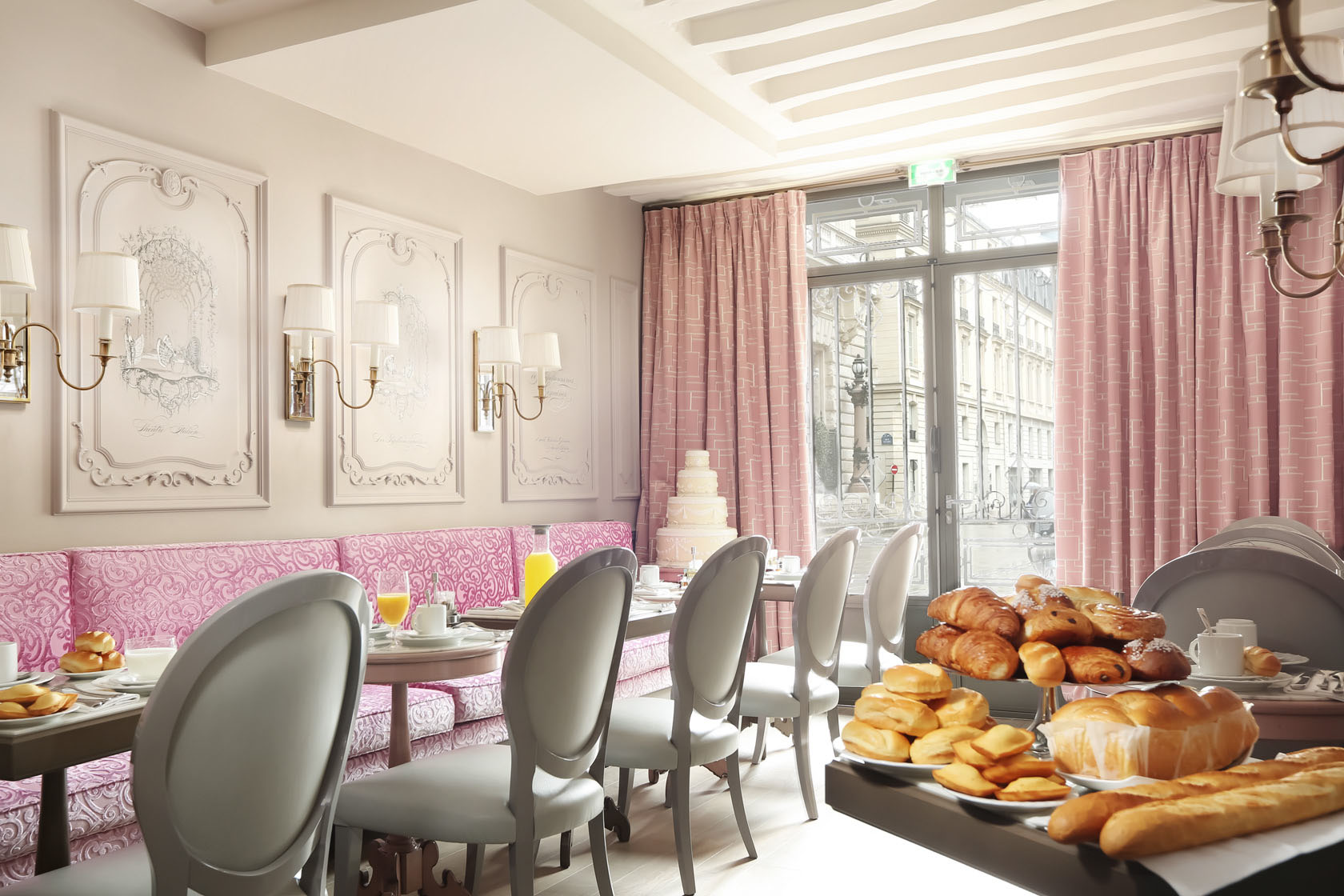 Parisian Style Interior Decor